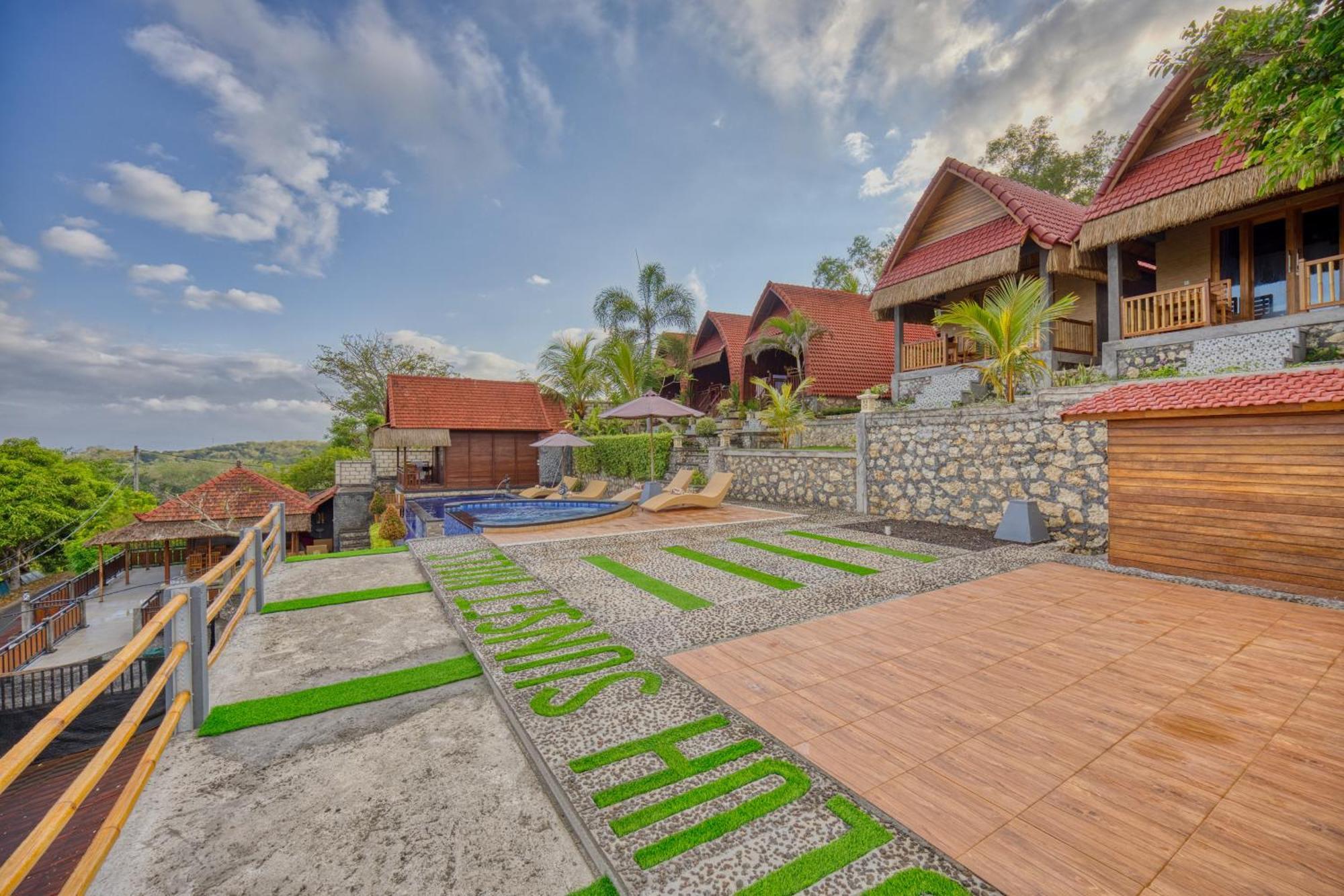 Hotel Sebuluh Sunset Hill Batumadeg Esterno foto